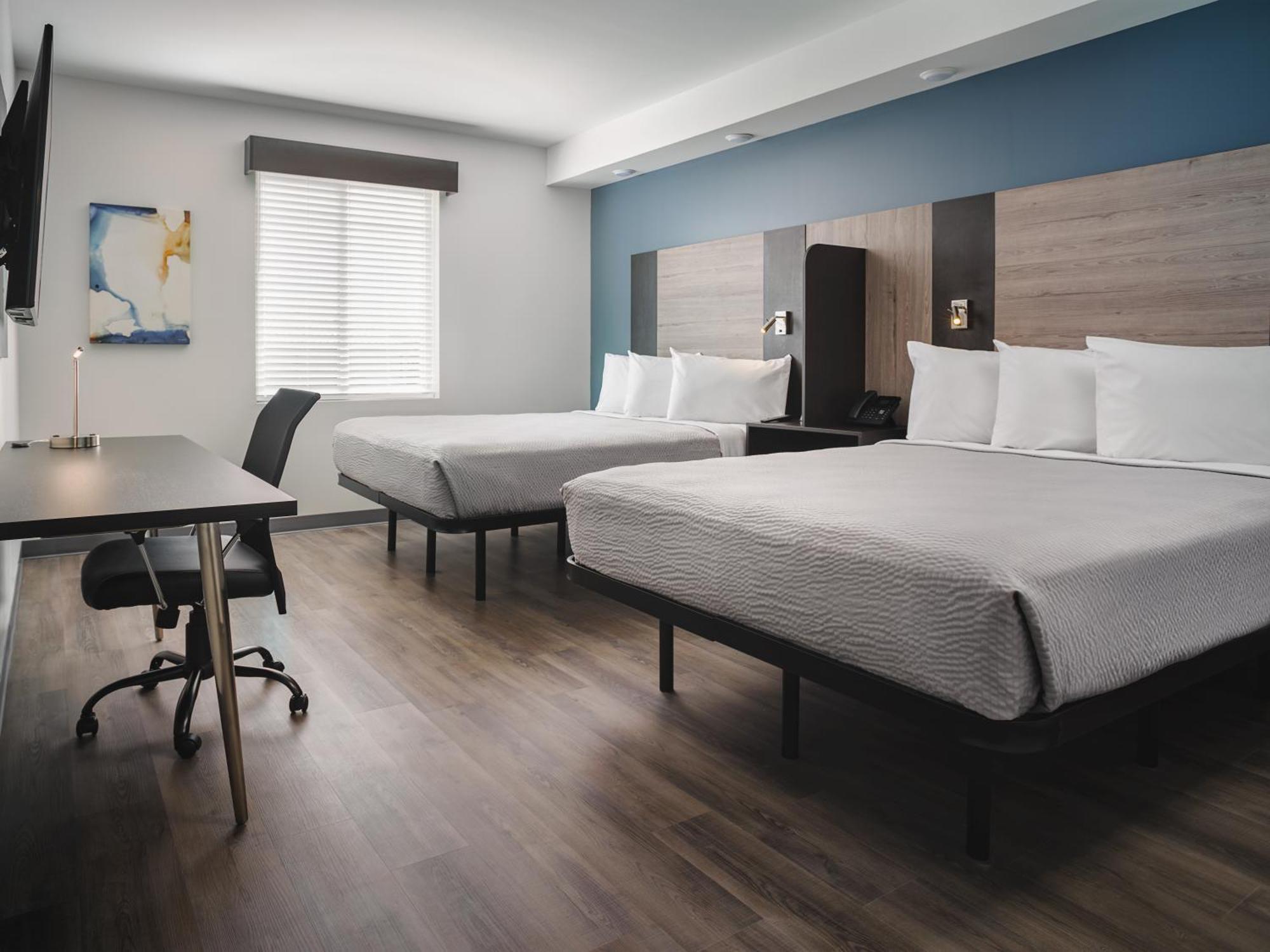 Stayapt Suites אוקלה מראה חיצוני תמונה